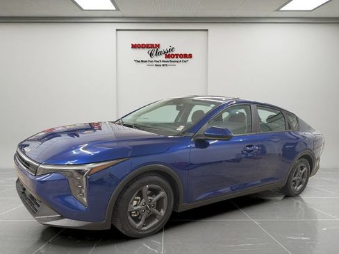 Used 2025 Kia K4 FWD image 3
