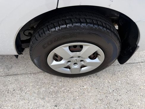 Used 2015 Nissan Rogue S w/ Convenience Package FWD image 7