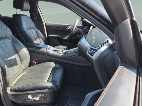 Used 2020 BMW X6 sDrive40i w/ M Sport Package image 21