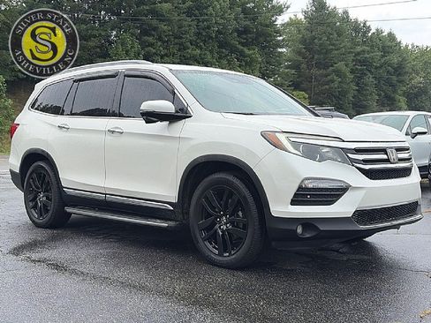 Used 2016 Honda Pilot Touring image 8
