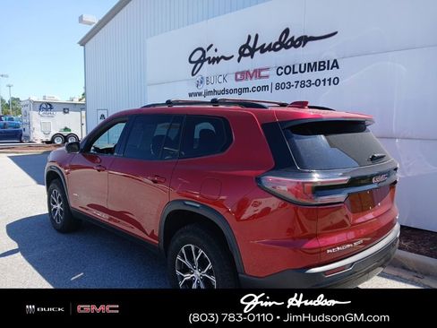 Used 2024 GMC Acadia AT4 w/ Luxury Package AWD/4WD image 6