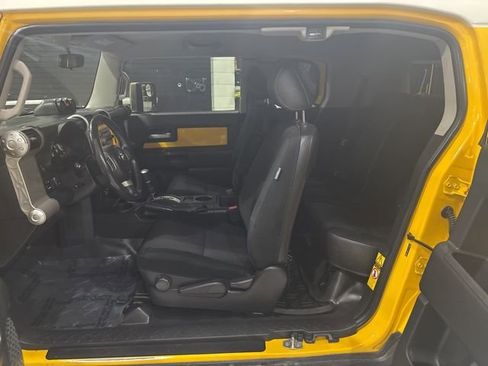 Used 2007 Toyota FJ Cruiser 4WD image 22