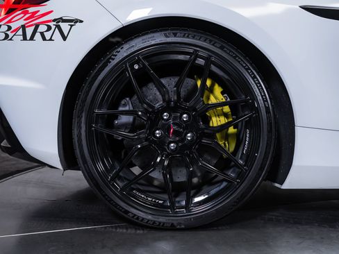 Used 2024 Chevrolet Corvette Z06 w/ Stealth Interior Trim Package RWD image 17