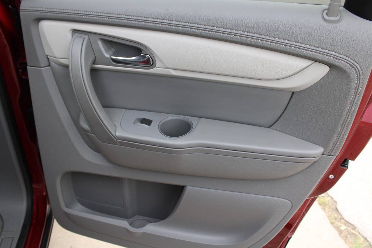 Used 2015 Chevrolet Traverse LT AWD/4WD image 9