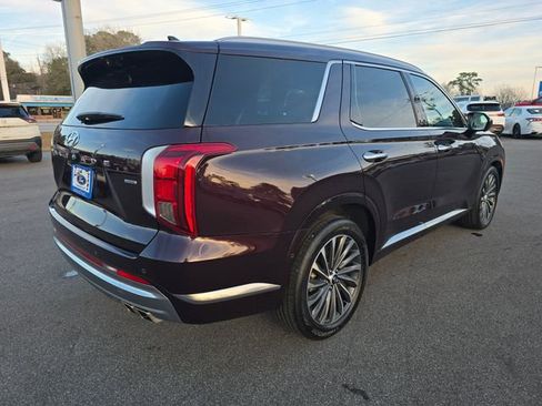 Used 2024 Hyundai Palisade Calligraphy image 5