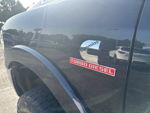 Used 2022 RAM 3500 Laramie AWD/4WD image 10