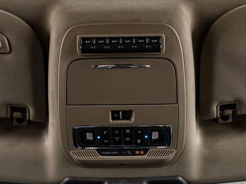 Used 2026 Ford F450 Platinum w/ Platinum Plus Package image 29