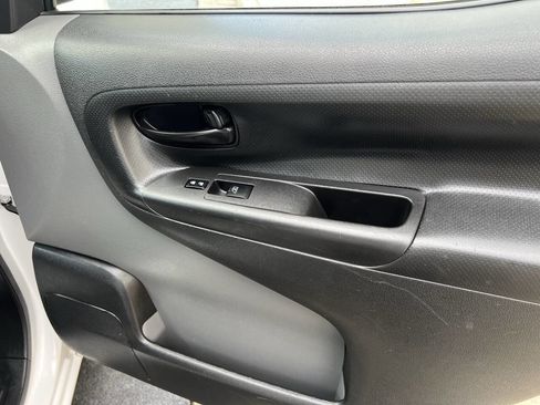 Used 2020 Nissan NV200 SV w/ Back Door Glass Package image 17