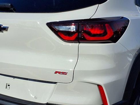 Used 2026 Chevrolet TrailBlazer RS w/ Driver Confidence Package image 25