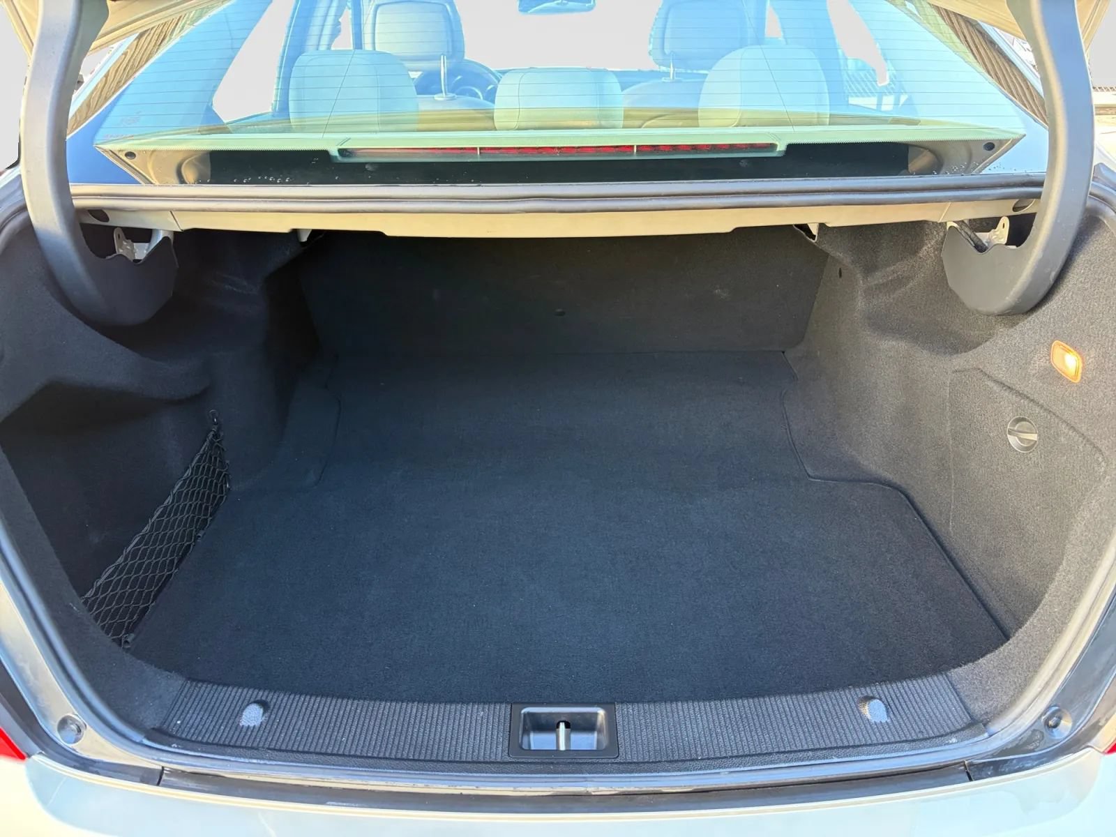 Used 2010 Mercedes-Benz C 300 Sedan image 16