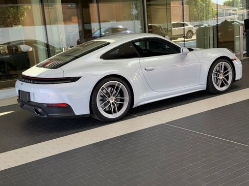 Certified 2025 Porsche 911 Carrera RWD image 15