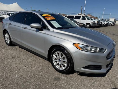Used 2016 Ford Fusion S FWD image 3