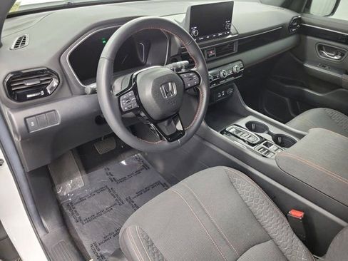 Certified 2025 Honda Pilot Sport image 20