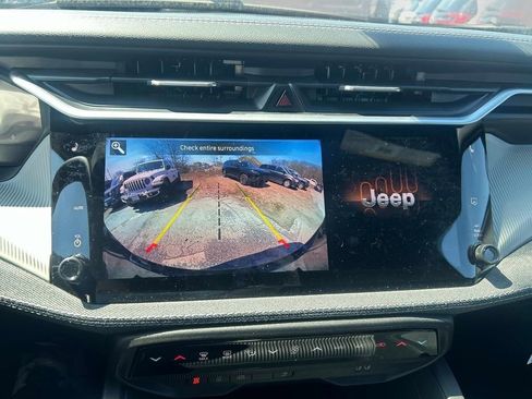 New 2026 Jeep Cherokee Laredo AWD/4WD image 8