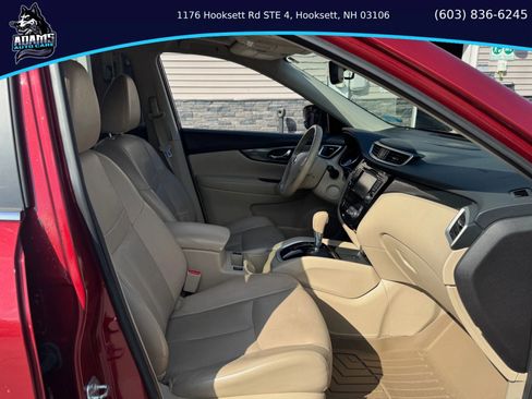 Used 2015 Nissan Rogue SL w/ SL Premium Package image 17