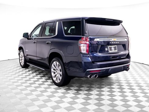 Used 2021 Chevrolet Tahoe Premier w/ Premium Package AWD/4WD image 3