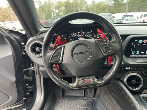 Used 2016 Chevrolet Camaro SS image 16