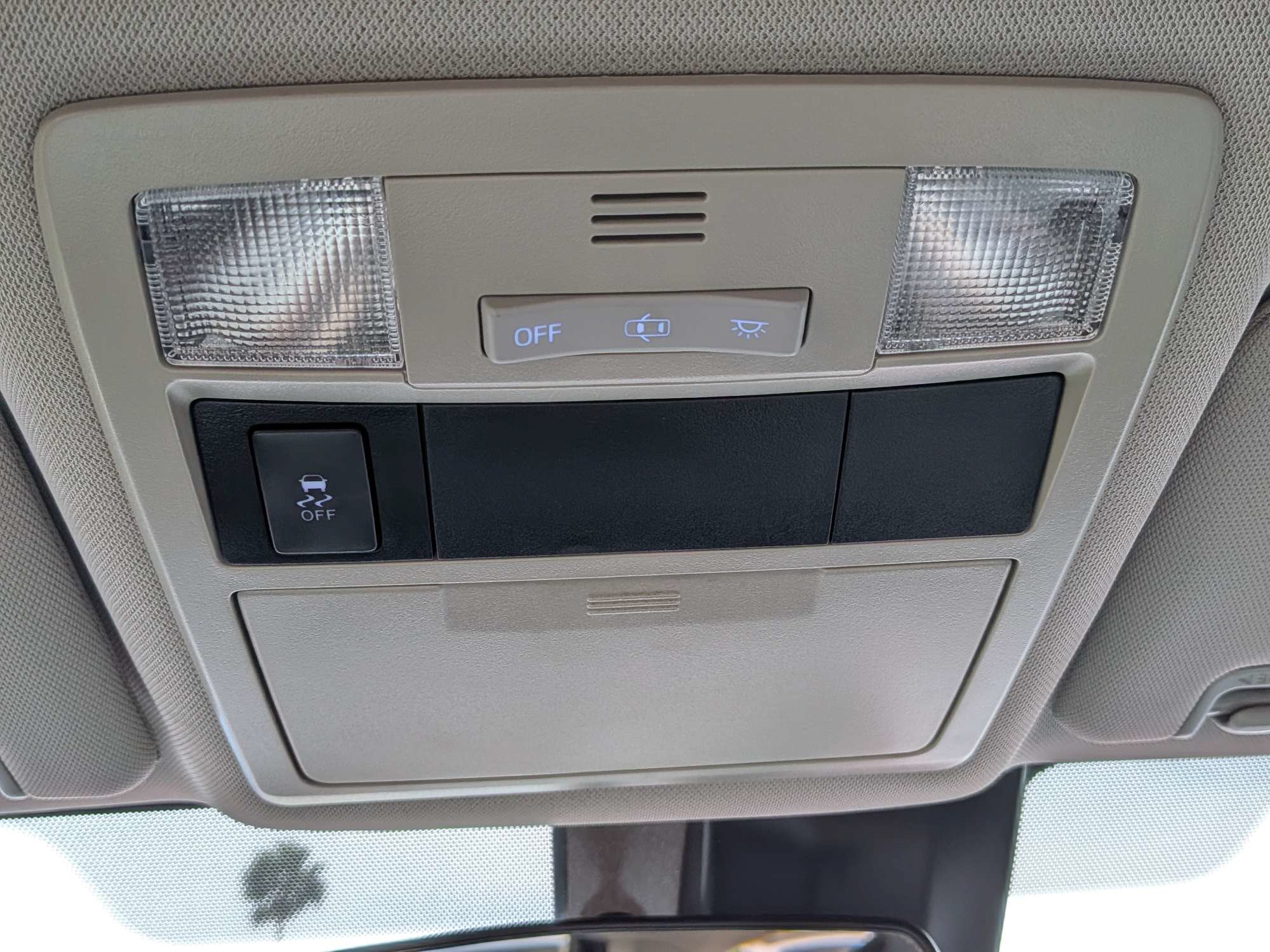 Used 2019 Toyota Tacoma SR w/ SR Convenience Package RWD image 28