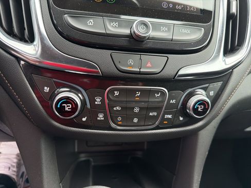 Used 2024 Chevrolet Equinox Premier image 15