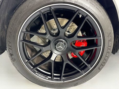 Used 2025 Mercedes-Benz GLE 63 AMG S image 34