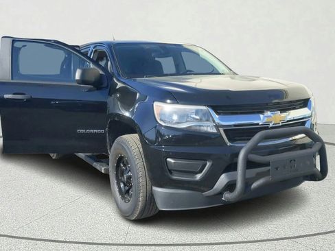 Used 2019 Chevrolet Colorado W/T w/ WT Convenience Package image 8