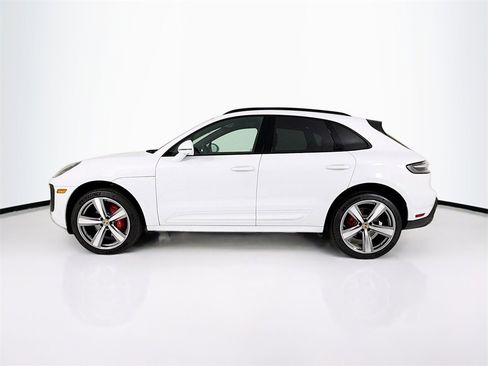 New 2026 Porsche Macan S image 2