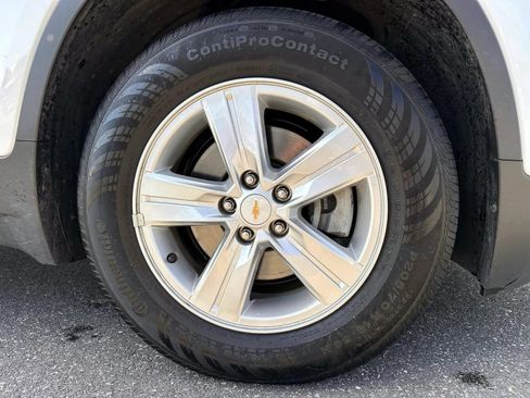 Used 2020 Chevrolet Trax LS w/ Tint and Cruise Package FWD image 6