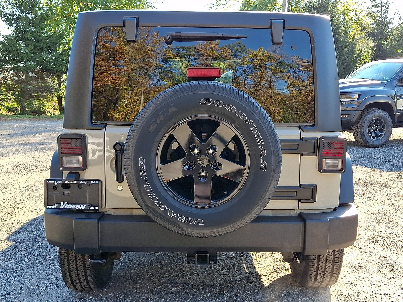 Certified 2017 Jeep Wrangler Unlimited Sport w/ Quick Order Package 24S AWD/4WD image 5