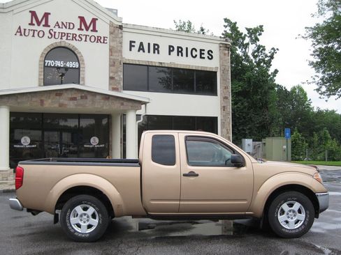 Used 2005 Nissan Frontier SE w/ (P01) Power Pkg RWD image 8