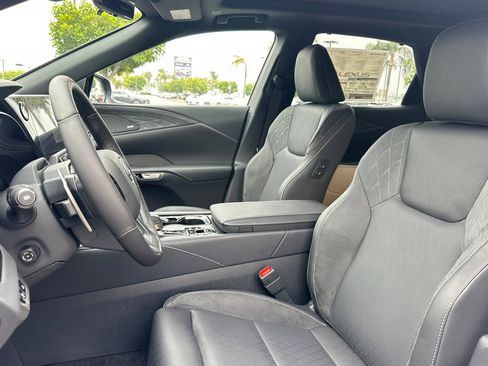 New 2026 Lexus RX 450h AWD image 19
