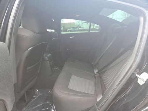 Used 2022 Dodge Charger R/T w/ Blacktop Package image 10