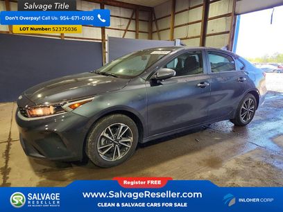 Used 2024 Kia Forte LXS
