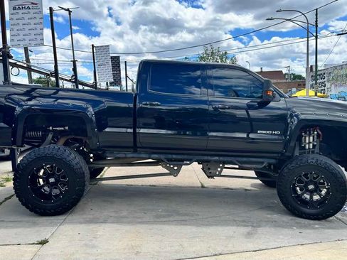 Used 2015 Chevrolet Silverado 2500 LT w/ LT Convenience Package AWD/4WD image 8