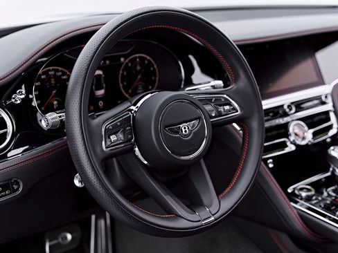 Used 2022 Bentley Flying Spur V8 AWD/4WD image 52