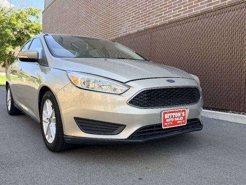 Used 2016 Ford Focus SE FWD image 7
