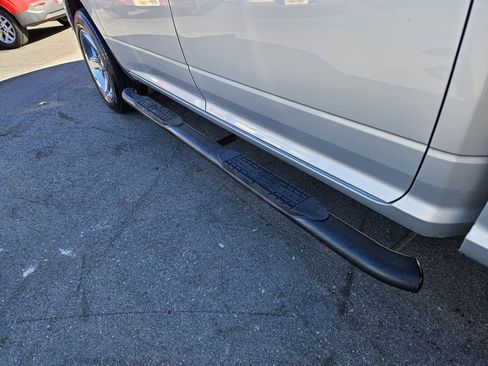 Used 2014 RAM 1500 Express image 10