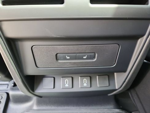 New 2026 Land Rover Defender 110 X-Dynamic SE AWD/4WD image 24