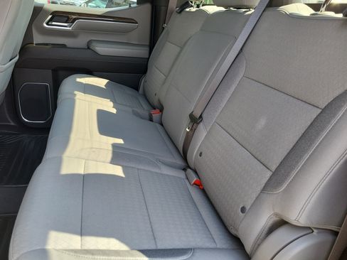 Used 2023 GMC Sierra 1500 SLE w/ X31 Off-Road Package AWD/4WD image 15