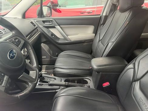 Used 2017 Subaru Forester 2.5i Limited AWD/4WD image 5