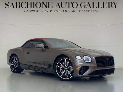 Used 2024 Bentley Continental GT image 1