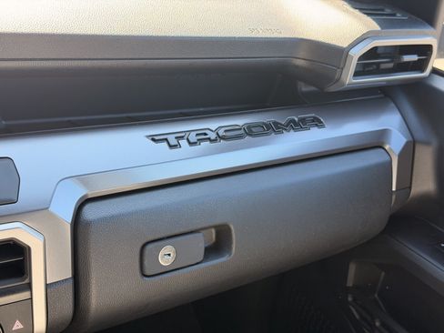 Used 2026 Toyota Tacoma SR5 RWD image 29