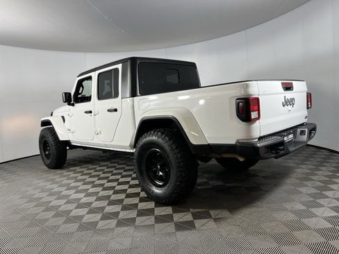 Certified 2023 Jeep Gladiator Overland image 8