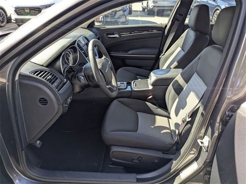 Used 2023 Chrysler 300 Touring image 24