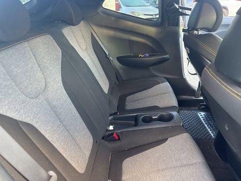 Used 2019 Hyundai Veloster Turbo R-Spec image 14