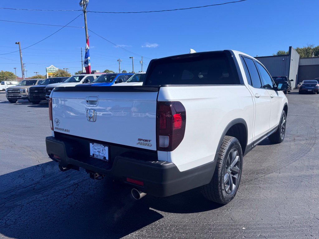 Used 2023 Honda Ridgeline Sport image 3