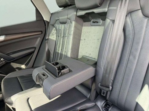 Certified 2025 Audi Q5 2.0T Premium Plus w/ Premium Plus Package AWD/4WD image 22