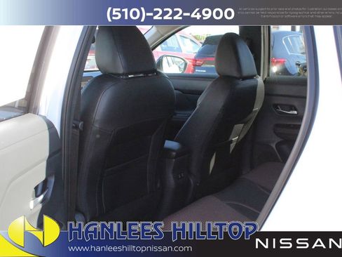 New 2025 Nissan Kicks SR image 14