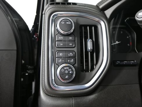 Used 2023 GMC Sierra 3500 Denali w/ Denali Ultimate Package AWD/4WD image 24