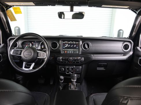 Used 2021 Jeep Wrangler Unlimited Sahara image 17