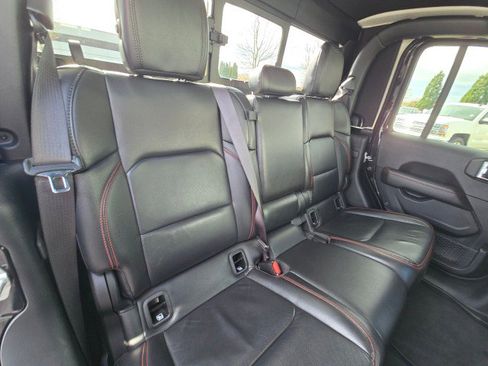 Used 2020 Jeep Gladiator Rubicon image 16